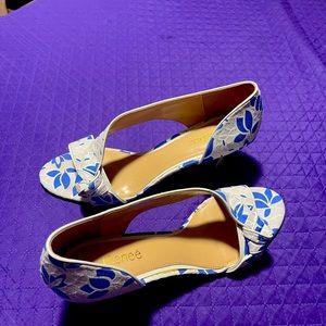 Beautiful summer open toed shoes